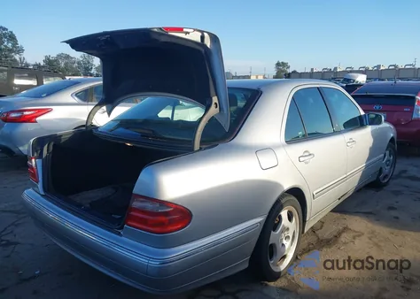 2001 Mercedes-Benz E 430 z USA, uszkodzony, nr VIN WDBJF70J31B238322